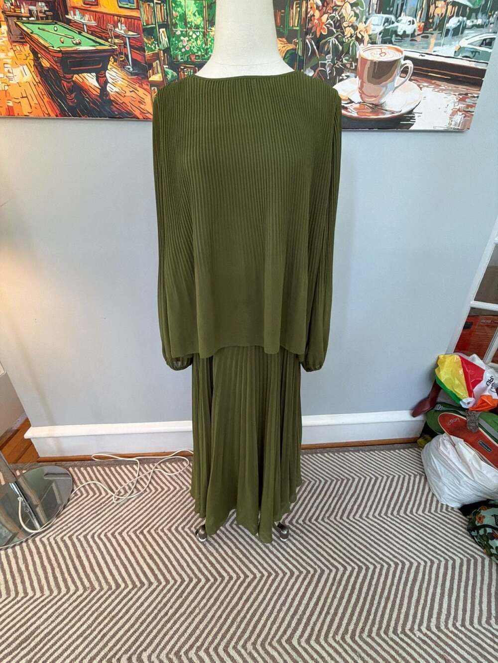 Aritzia Wilfred Olive Green Chiffon Pleated Blouse and Skirt Set size M